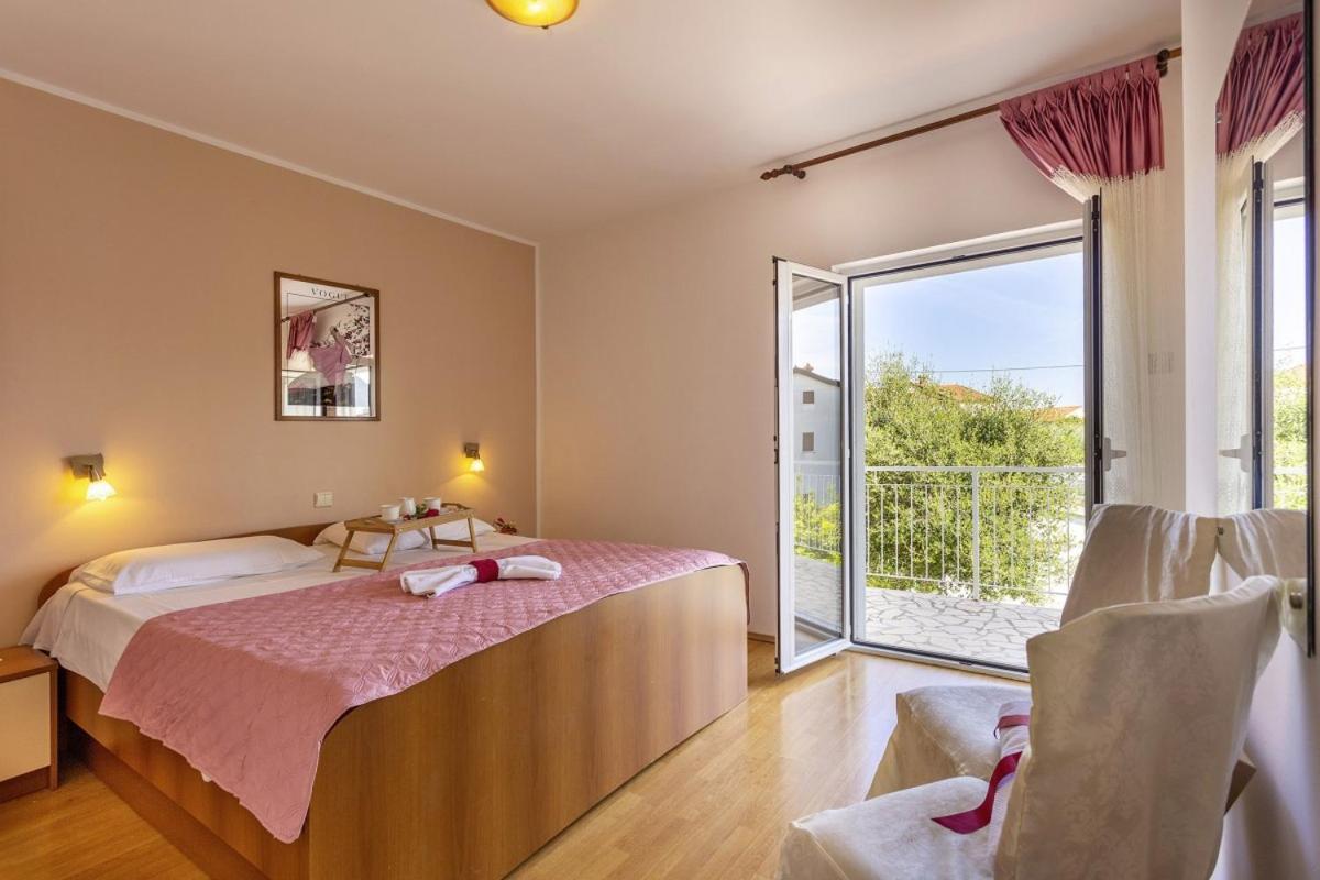 Milka In Medulin * Istrien Hotell Exteriör bild
