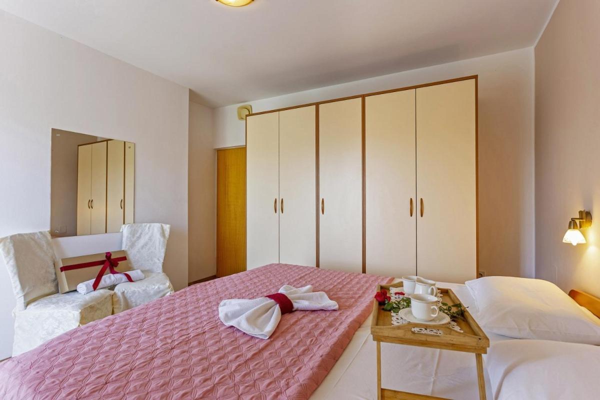 Milka In Medulin * Istrien Hotell Exteriör bild